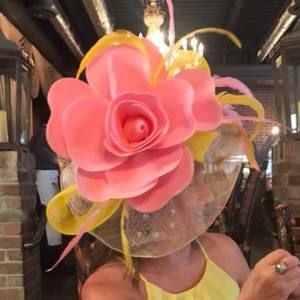 Meet your Posher, Laura